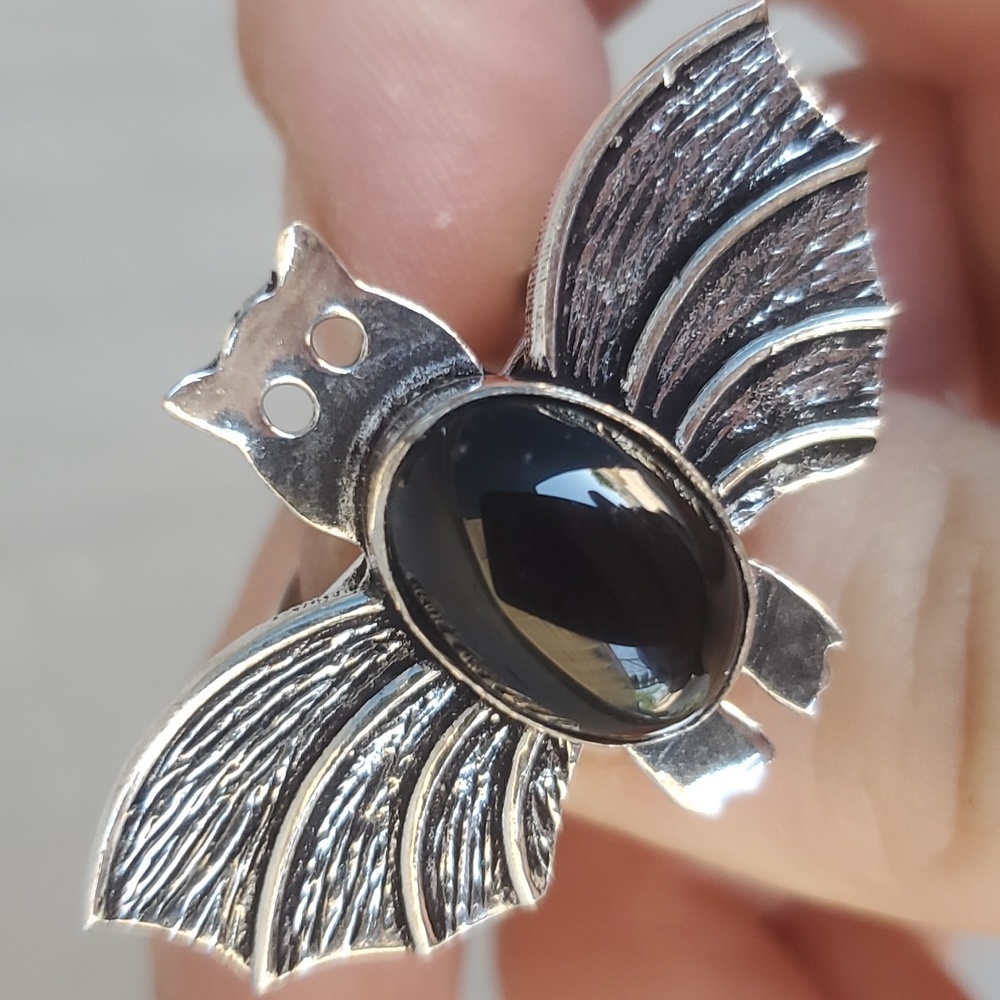 New Black Onyx 925 Silver Bat Ring.